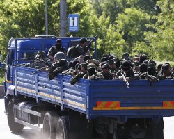 В аэропорту Донецка завязался бой между ополченцами и силовиками