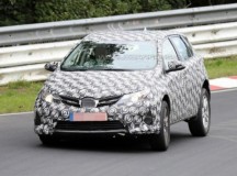Шпионы подловили на `Ринге Cross-версию Toyota Auris