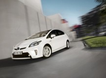 Новое поколение Prius получит полный привод