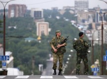 В Донецке недалеко от аэропорта и железнодорожного вокзала идут бои