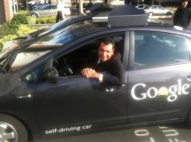 Поисковик Google планирует выпускать свои собственные автомобили