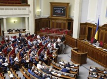 Депутаты Рады подрались при обсуждении закона о мобилизации