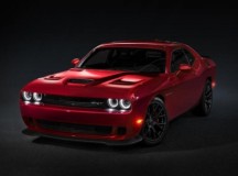 Первый экземпляр 2015 Dodge Challenger SRT Hellcat уйдет с молотка
