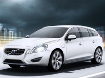В России стартовали продажи гибридного Volvo V60 Plug-in Hybrid