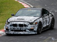 Ford Mustang GT350 готовят к премьере