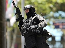 Захват заложников в Сиднее: откуда в Австралии взялся исламистский флаг?