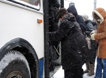 Женщина, родившая в новосибирском троллейбусе, отказалась от своей дочери