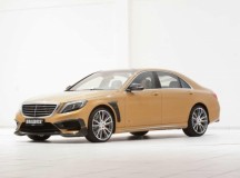 Brabus представил золотой седан Mercedes-Benz S63 AMG