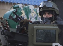 На учениях под Мариуполем десантники «захватили» машину с Путиным и Пореченковым