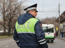 Московского полицейского могут наказать за зажигательный танец у Площади трех вокзалов