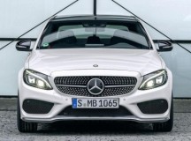 Mercedes-Benz C-Class обзавелся новыми гибридной и горячей версиями