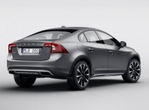 В Россию приехали «вседорожные» V60 и S60