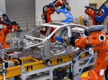 Jaguar XE отправился на конвейер